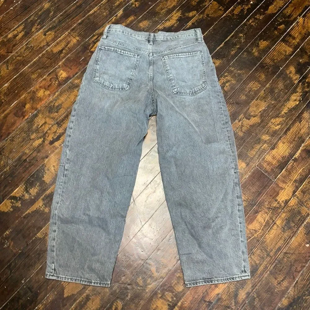 Old Navy washed gray barrel leg size 12 trendy jeans - Picture 3 of 3